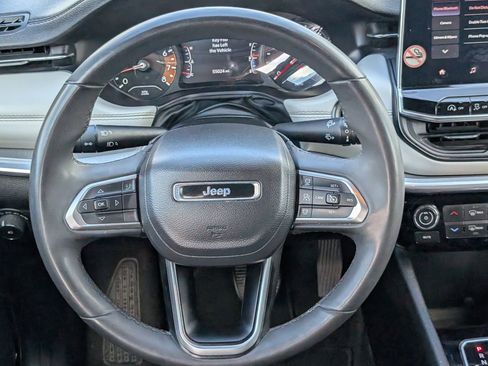 Used 2024 Jeep Compass Limited image 11