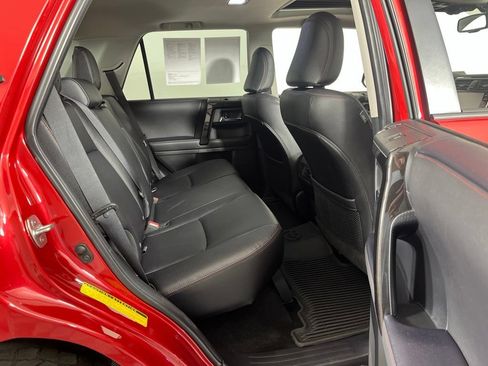 Used 2023 Toyota 4Runner TRD Off-Road Premium w/ Off Road Premium Plus Package AWD/4WD image 9