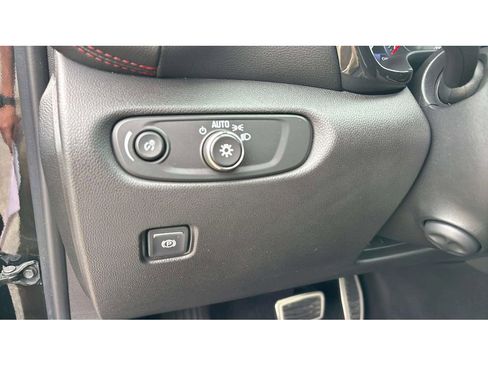 Used 2021 Chevrolet Blazer RS w/ Enhanced Convenience Package image 19