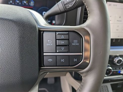 Used 2026 Ford F450 Platinum w/ Platinum Plus Package image 33