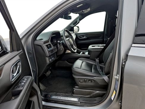 Used 2024 Chevrolet Tahoe LT w/ Luxury Package AWD/4WD image 26