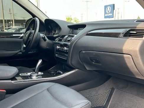 Used 2017 BMW X3 xDrive28i image 18