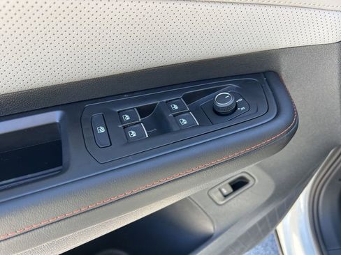 New 2026 Volkswagen Atlas Peak Edition image 19