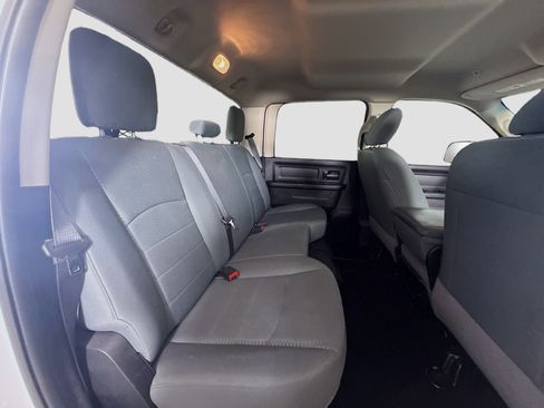 Used 2018 RAM 2500 Tradesman w/ Chrome Appearance Group image 26