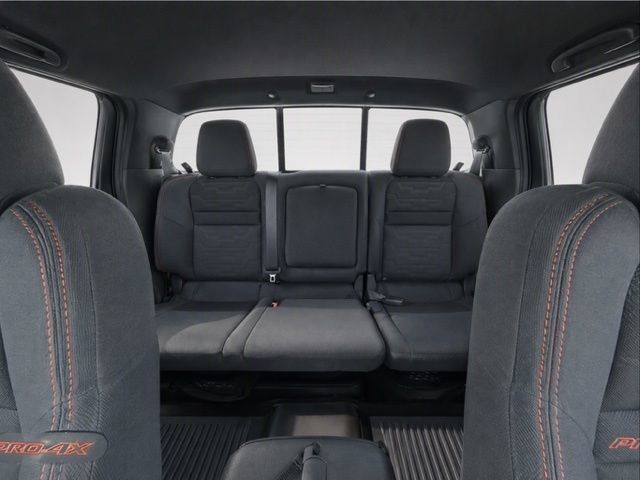 Used 2022 Nissan Frontier PRO-4X AWD/4WD image 17