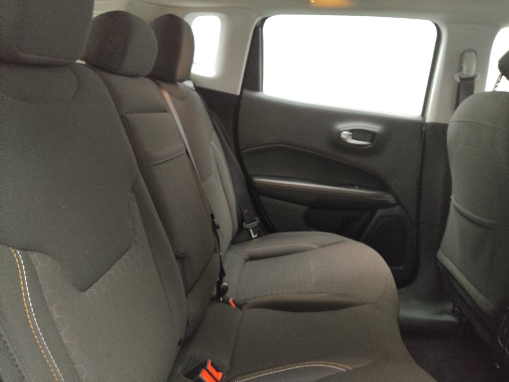 Used 2020 Jeep Compass Sport FWD image 19
