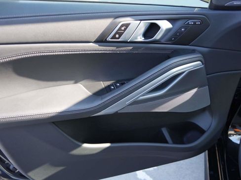 Certified 2023 BMW X6 xDrive40i w/ M Sport Package image 13