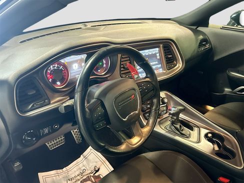 Used 2021 Dodge Challenger R/T Scat Pack w/ Driver Convenience Group image 9