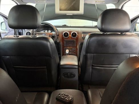 Used 2006 Ford Freestyle Limited image 25