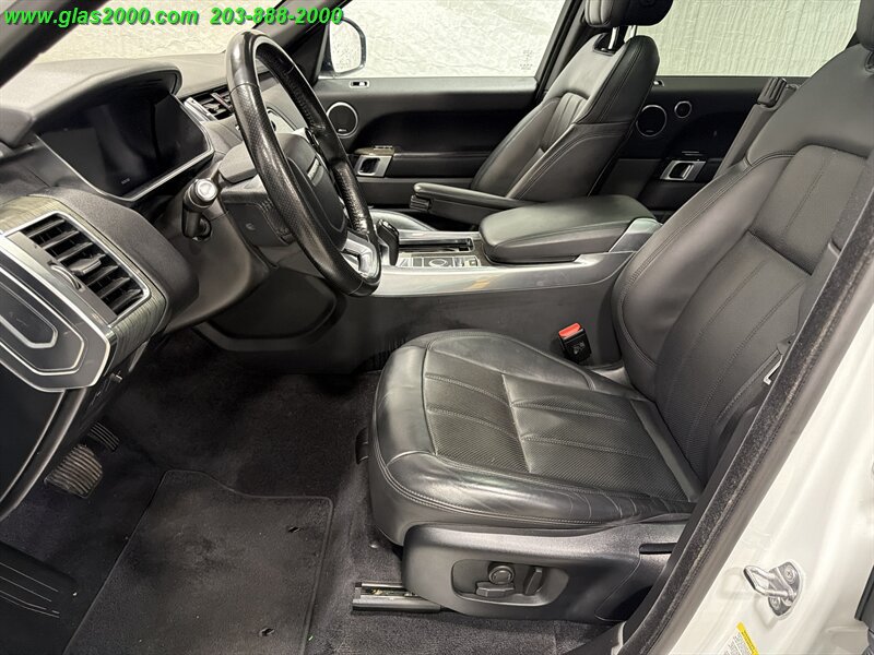 Used 2020 Land Rover Range Rover Sport HSE AWD/4WD image 23
