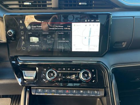 Used 2026 GMC Sierra 2500 AT4X image 19