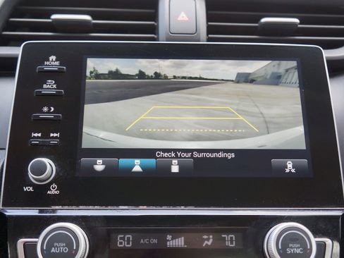 Used 2021 Honda Insight Touring image 36