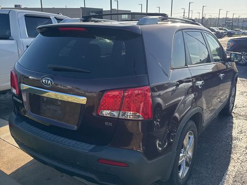 Used 2012 Kia Sorento EX image 3