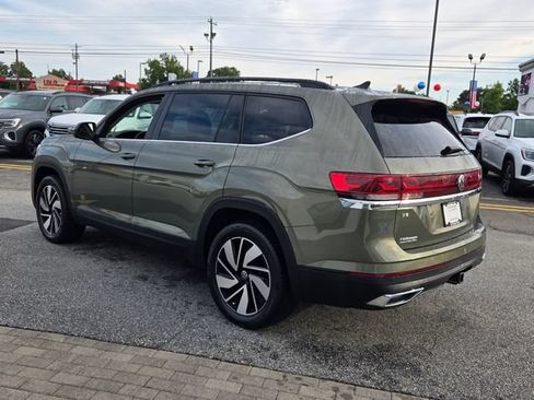 Used 2025 Volkswagen Atlas SE FWD image 9