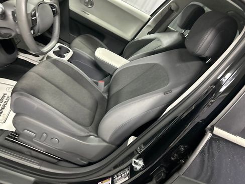 Used 2024 Hyundai Ioniq 5 SEL image 10