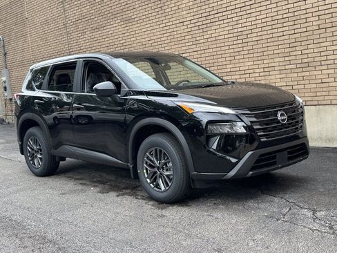 New 2026 Nissan Rogue S FWD image 4