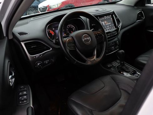 Used 2020 Jeep Cherokee Limited image 12