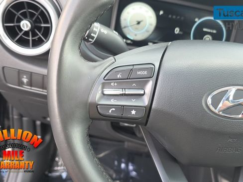 Used 2023 Hyundai Kona Limited FWD image 17