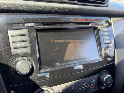 Used 2021 Nissan Rogue Sport S FWD image 16