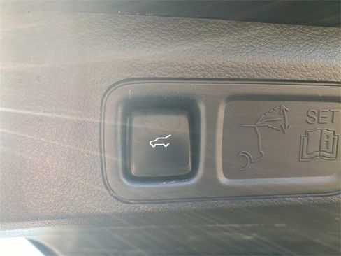 Used 2024 Ford Expedition Max Limited image 44