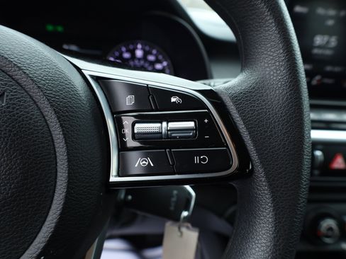 Used 2023 Kia Forte LXS w/ LXS Technology Package image 23