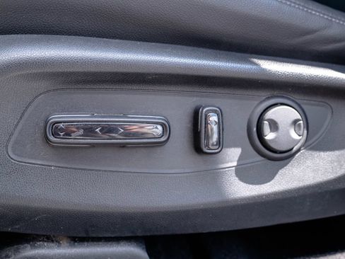 Used 2025 Honda CR-V EX-L image 25