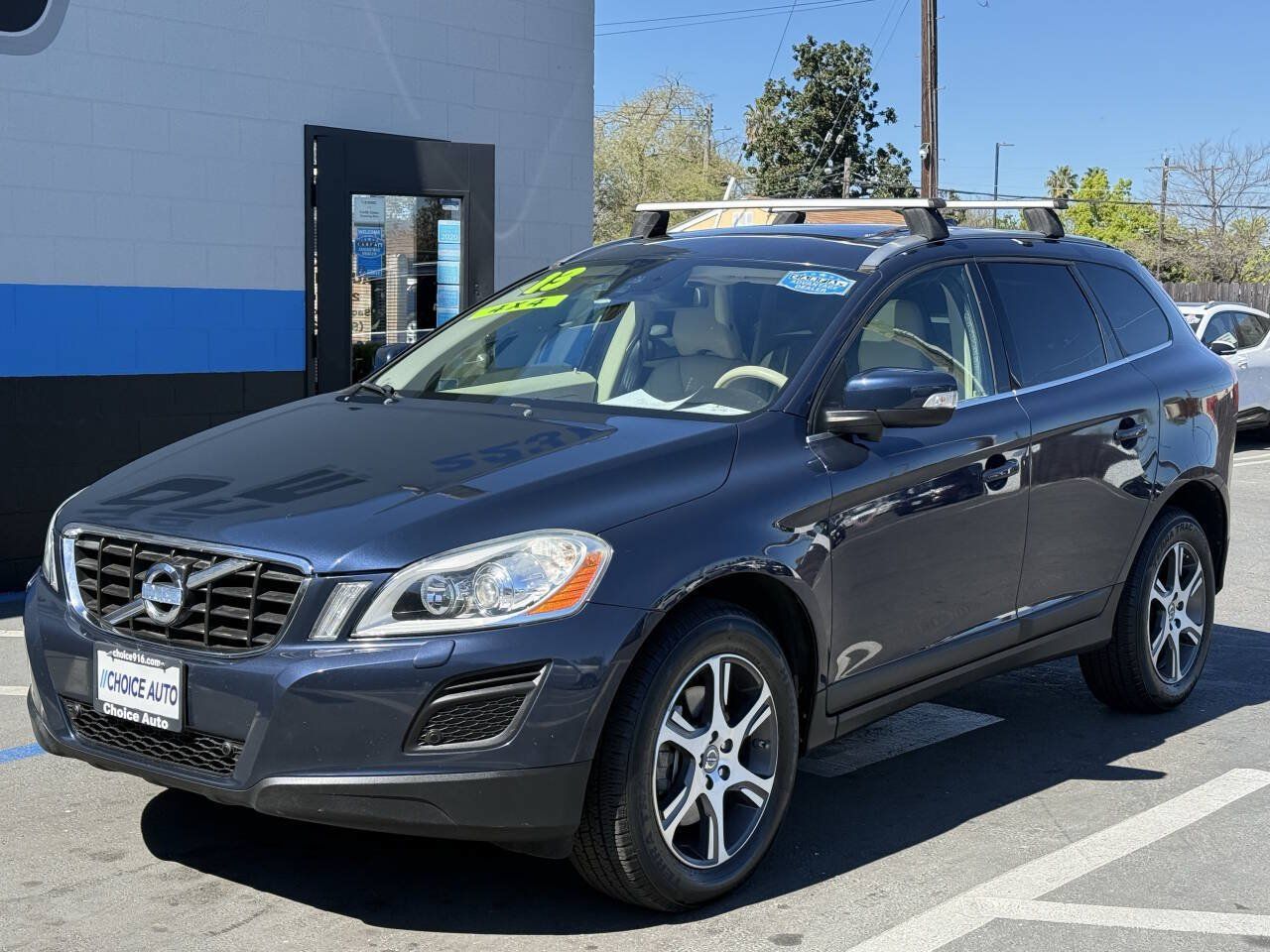 Used 2013 Volvo XC60 T6 AWD/4WD image 3