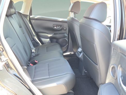 New 2026 Honda HR-V EX-L image 17