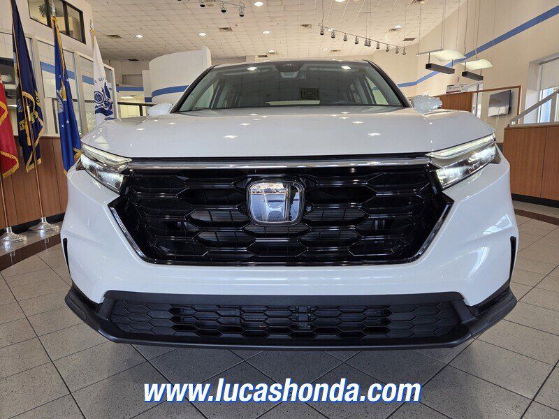 Used 2023 Honda CR-V EX image 2