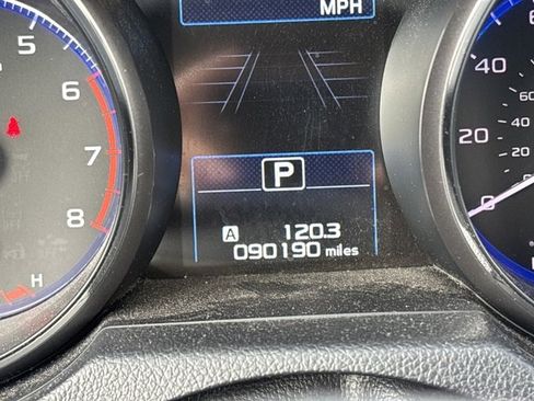 Used 2018 Subaru Outback 2.5i Premium image 10