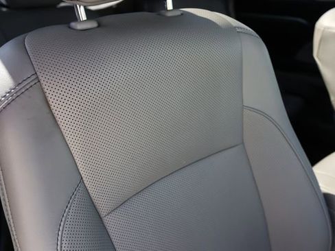 Used 2018 Toyota Highlander Limited Platinum image 60