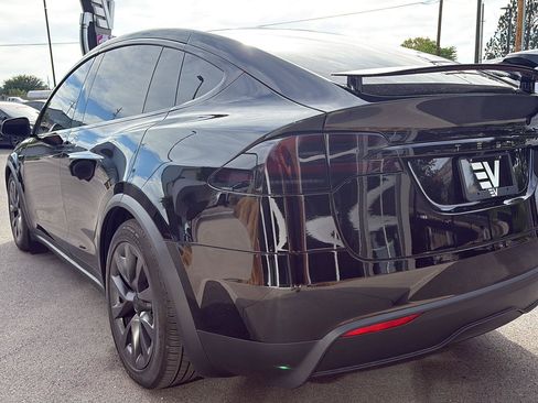 Used 2024 Tesla Model X Plaid AWD/4WD image 6