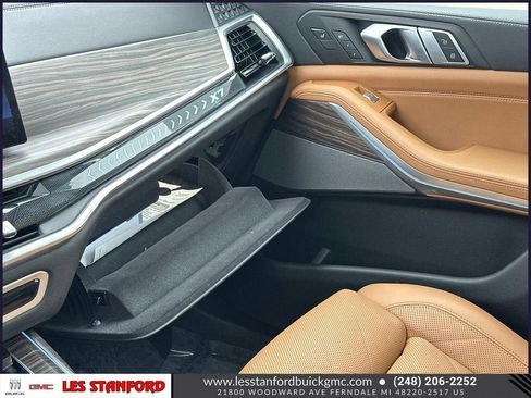 Used 2023 BMW X7 xDrive40i w/ Executive Package image 36