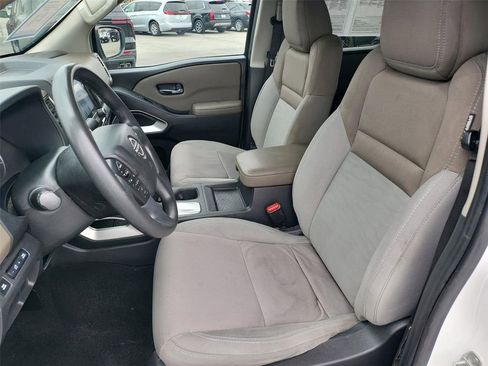 Used 2022 Nissan Frontier SV RWD image 11