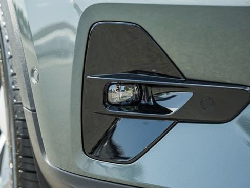 New 2026 Volvo XC40 B5 Plus w/ Protection Package Premier AWD/4WD image 16