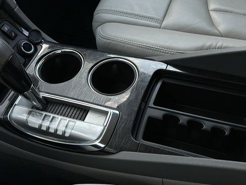 Used 2016 Buick Enclave Leather image 19