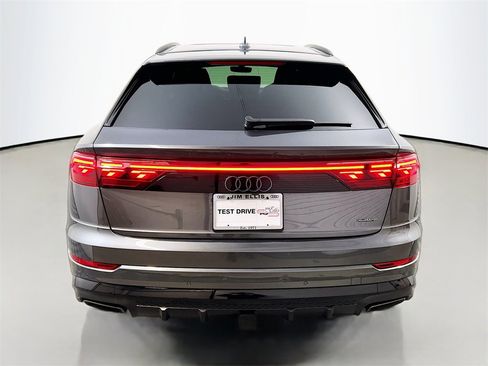 New 2026 Audi Q8 Prestige image 6