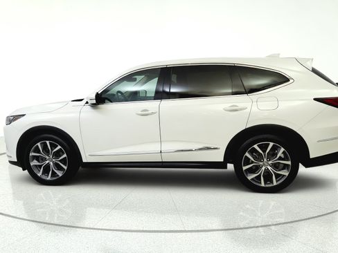 Used 2023 Acura MDX FWD w/ Technology Package image 4