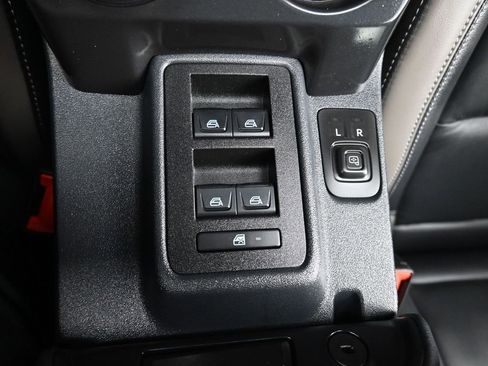 Used 2025 Ford Bronco Outer Banks image 28