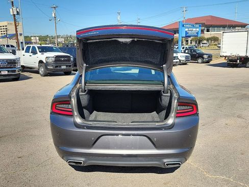 Used 2023 Dodge Charger SXT image 8