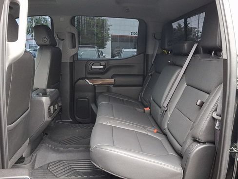 Used 2021 Chevrolet Silverado 1500 LT Trail Boss w/ Convenience Package II AWD/4WD image 12
