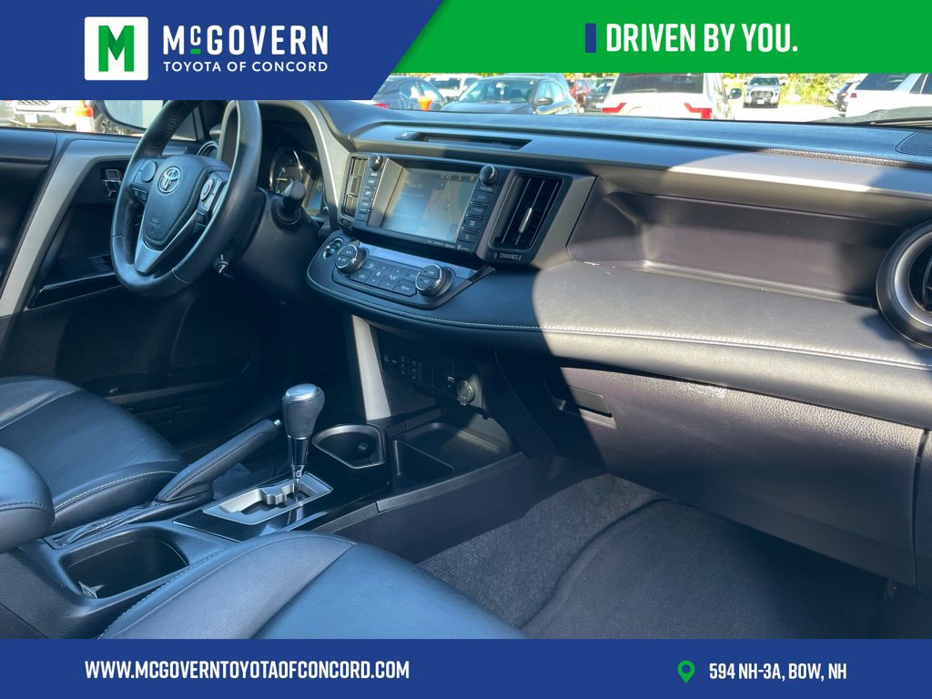 Used 2016 Toyota RAV4 Limited AWD/4WD image 28