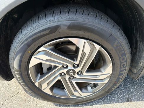 Used 2022 Hyundai Santa Fe SEL w/ Convenience Package FWD image 11