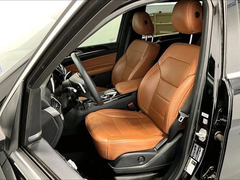 Used 2017 Mercedes-Benz GLS 450 4MATIC image 33