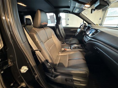 Used 2023 Honda Passport TrailSport image 26