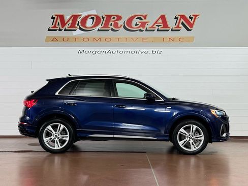 Used 2021 Audi Q3 2.0T Premium w/ Convenience Package image 2