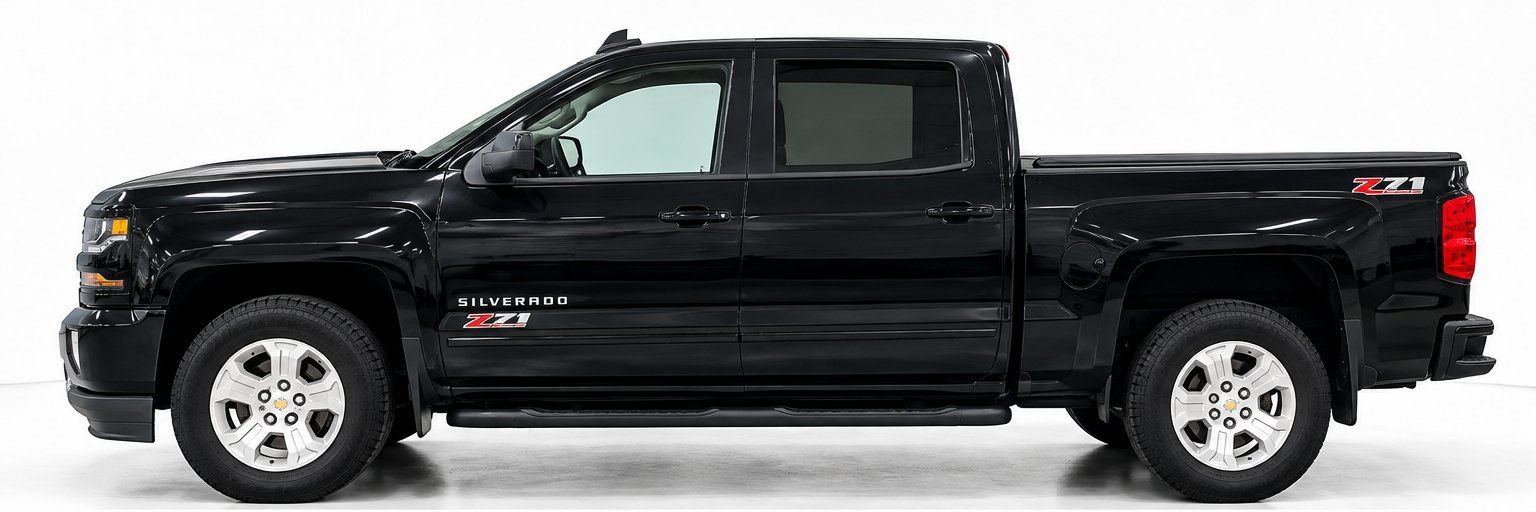 Used 2018 Chevrolet Silverado 1500 LT w/ All Star Edition AWD/4WD image 2