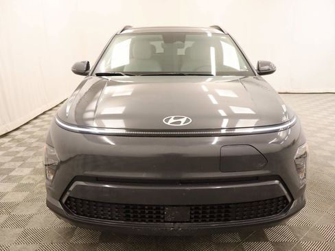Used 2025 Hyundai Kona SEL image 4
