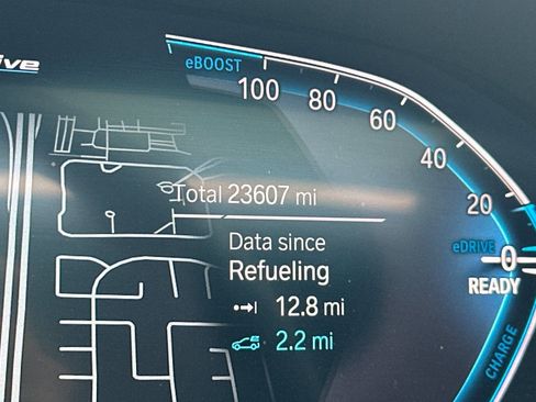 Used 2021 BMW 330e w/ Driving Assistance Package image 42