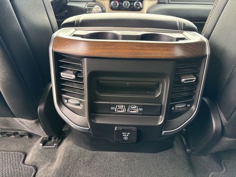 Used 2022 RAM 1500 Laramie image 25